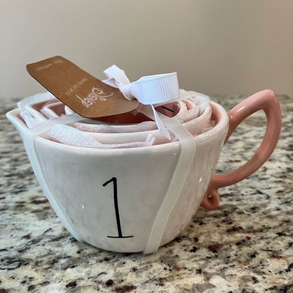 Disney Rae Dunn Tinkerbell Measuring Cups Set of 4 Pink Ceramic Nesting Set New - Picture 4 of 11